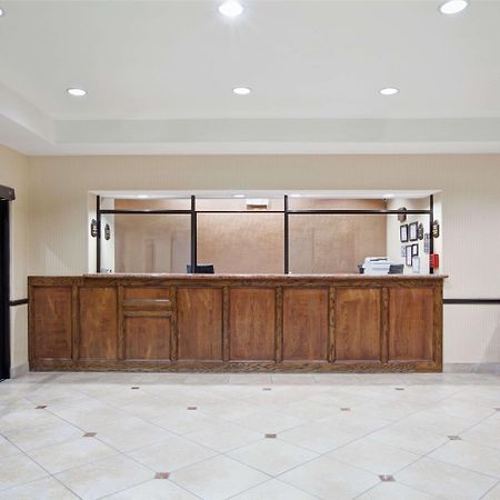 Super 8 By Wyndham Iah West/Greenspoint Aldine Exterior foto